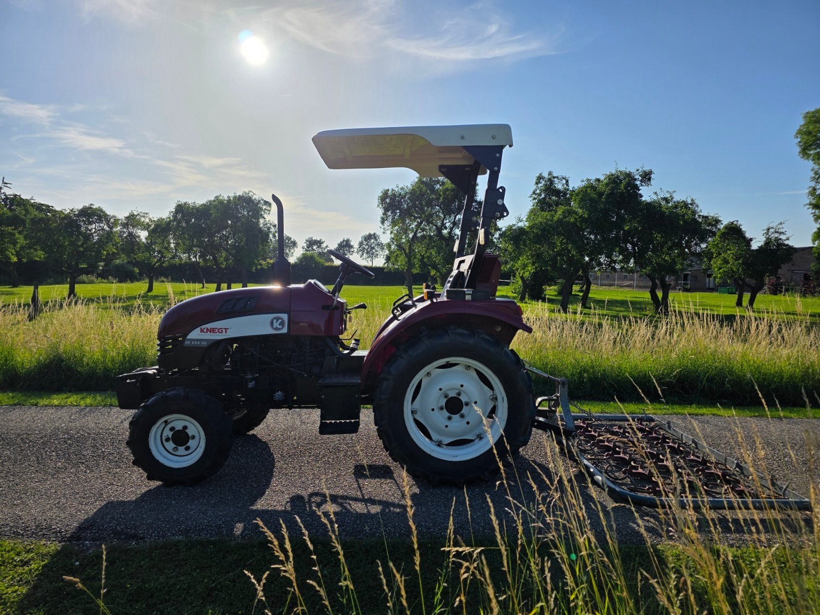 Knegt 254-G2 met weidensleep., Articles professionnels, Agriculture | Tracteurs, Autres marques, Enlèvement ou Envoi, Jusqu'à 2500