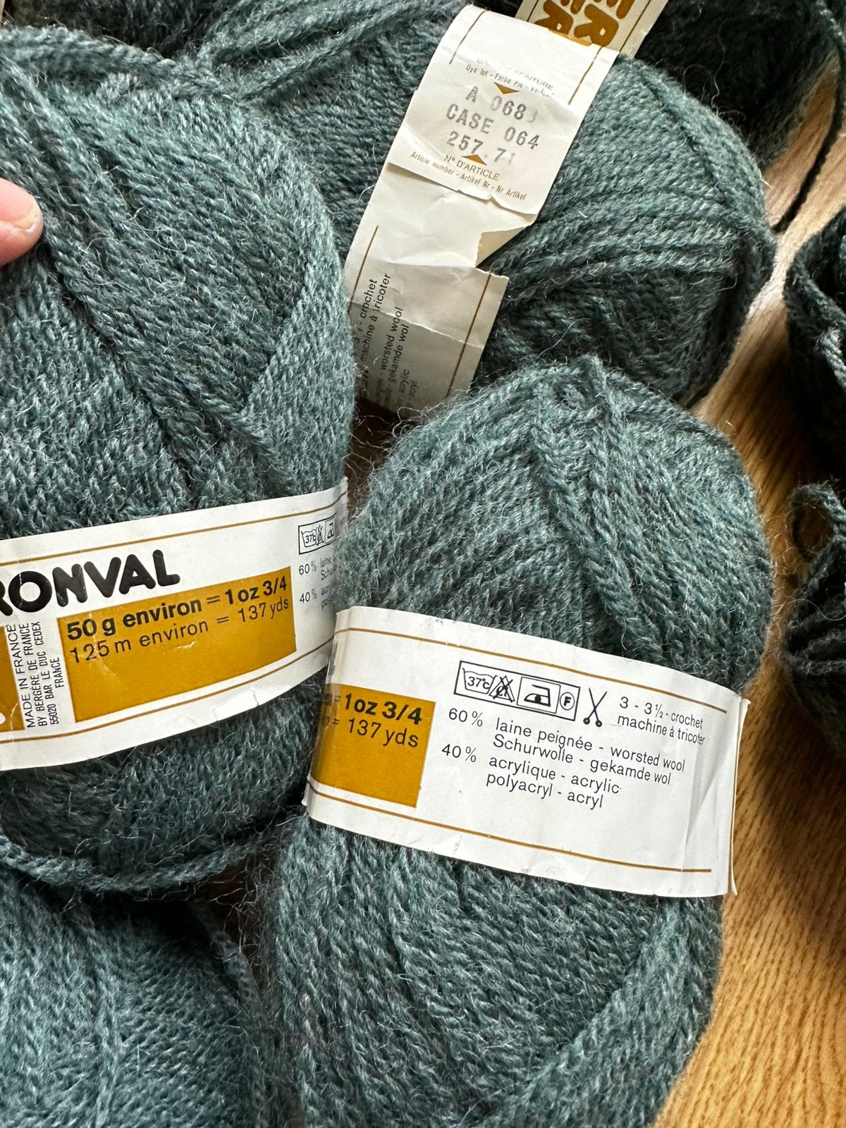 Laine à tricoter, Hobby & Loisirs créatifs, Enlèvement ou Envoi, Comme neuf