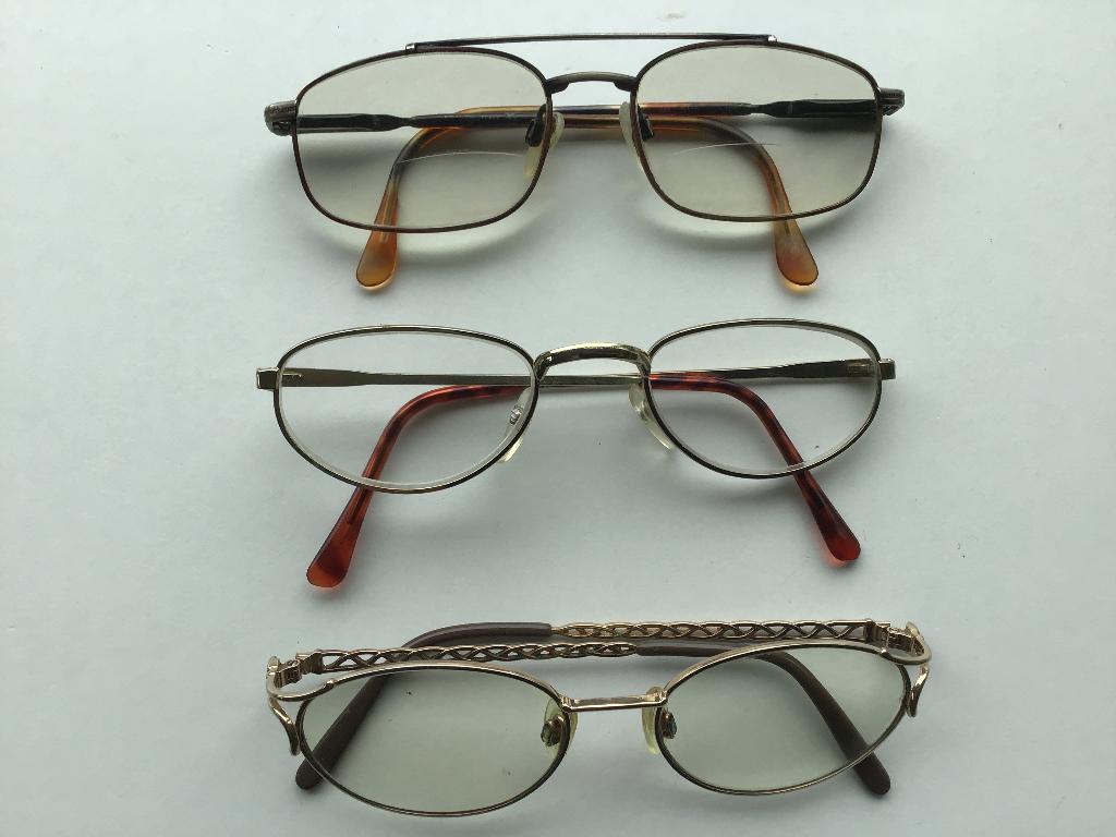 3 lunettes et/ou montures à 7 euros chacune, Enlèvement ou Envoi, Comme neuf, Lunettes