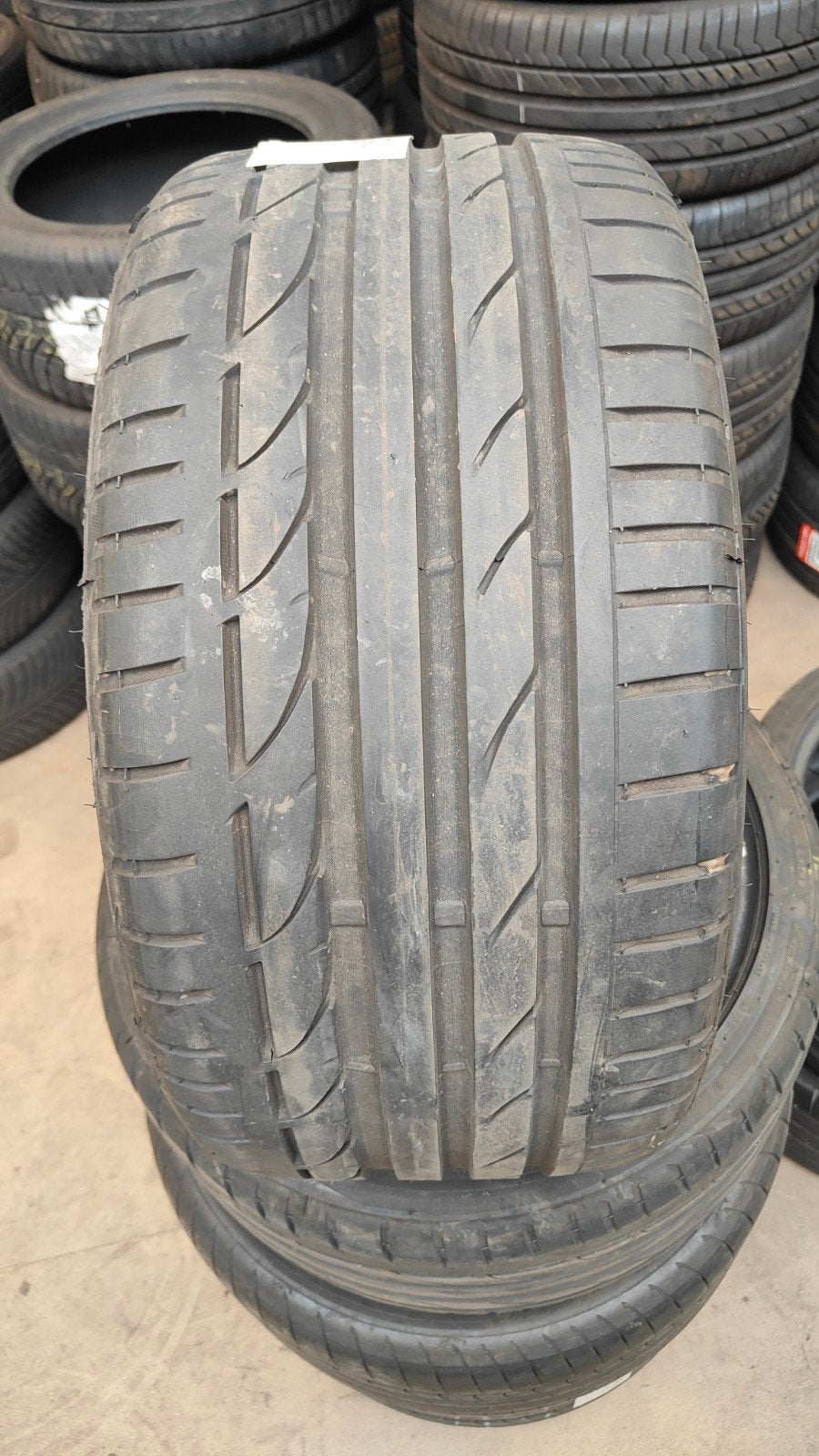 255/35r18 Bridgestone 60€ per stuk met montage en balanceren, Ophalen