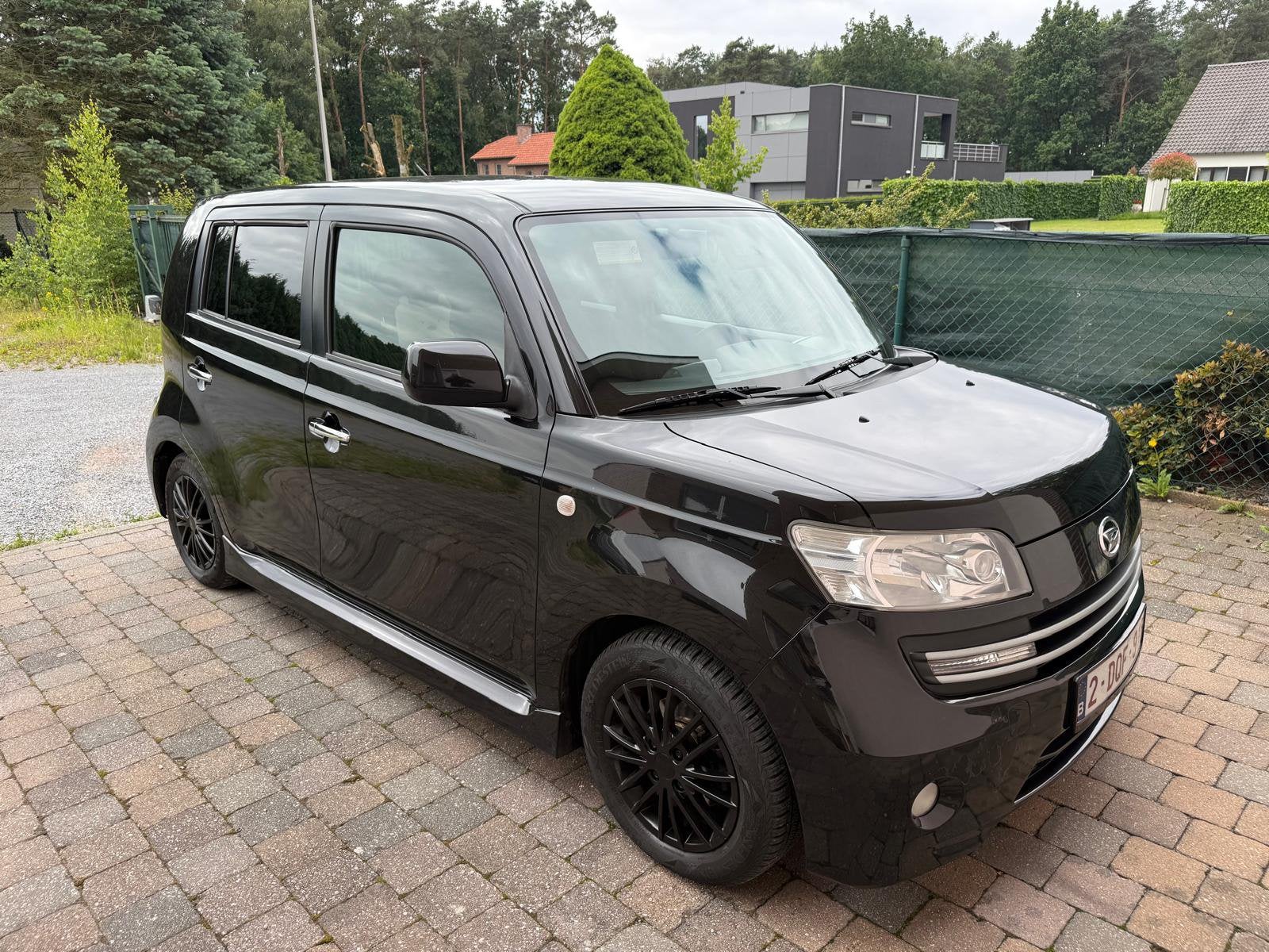 Daihatsu Materia, Autos, Daihatsu, Euro 5, Achat, Noir, 5 portes