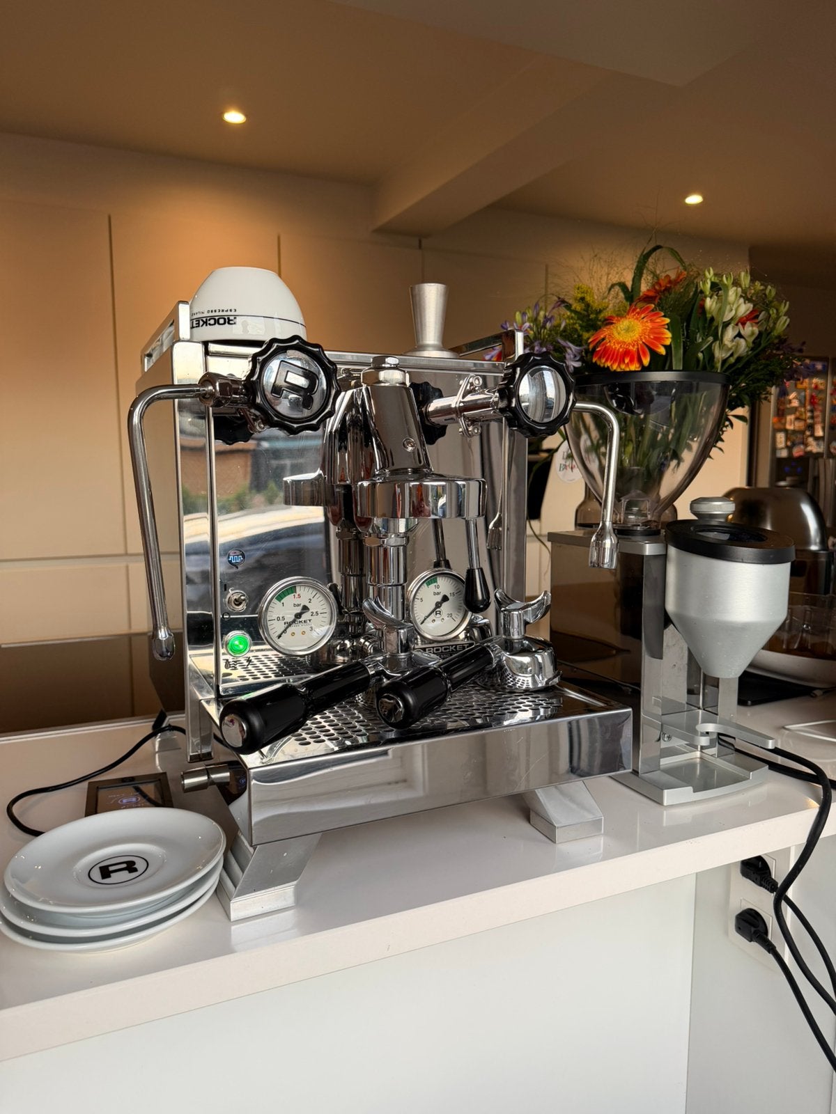 Rocket R58 met grinder faustino, Elektronische apparatuur, Ophalen, Espresso apparaat, 10 kopjes of meer, Koffiebonen