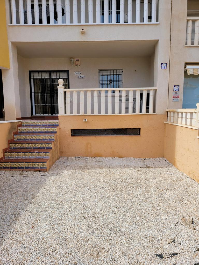 Appartement a louer a cabo roig, 50 m² of meer, Charleroi