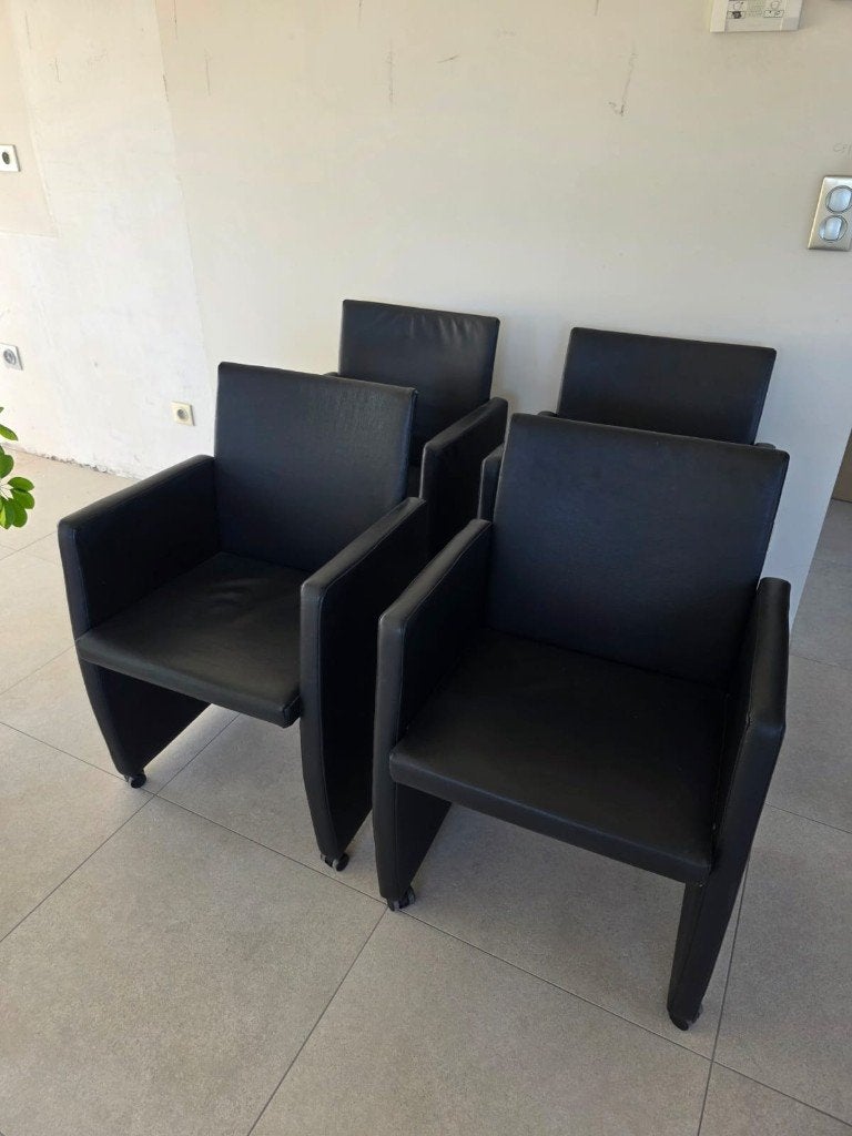 Zwarte leren loungestoelen met wieltjes (4 stuks), Ophalen, Gebruikt, Zwart, Leer