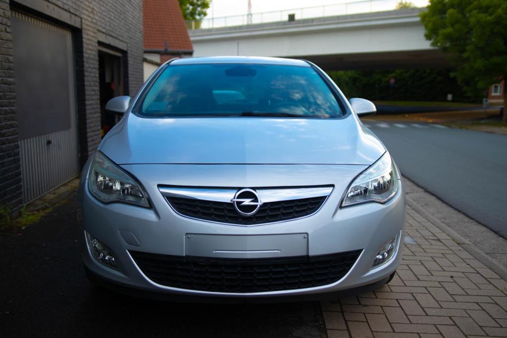 Opel Astar 1.4 Benzine 2011 Euro 5, Achat, 4 portes, 65 kW, Boîte manuelle