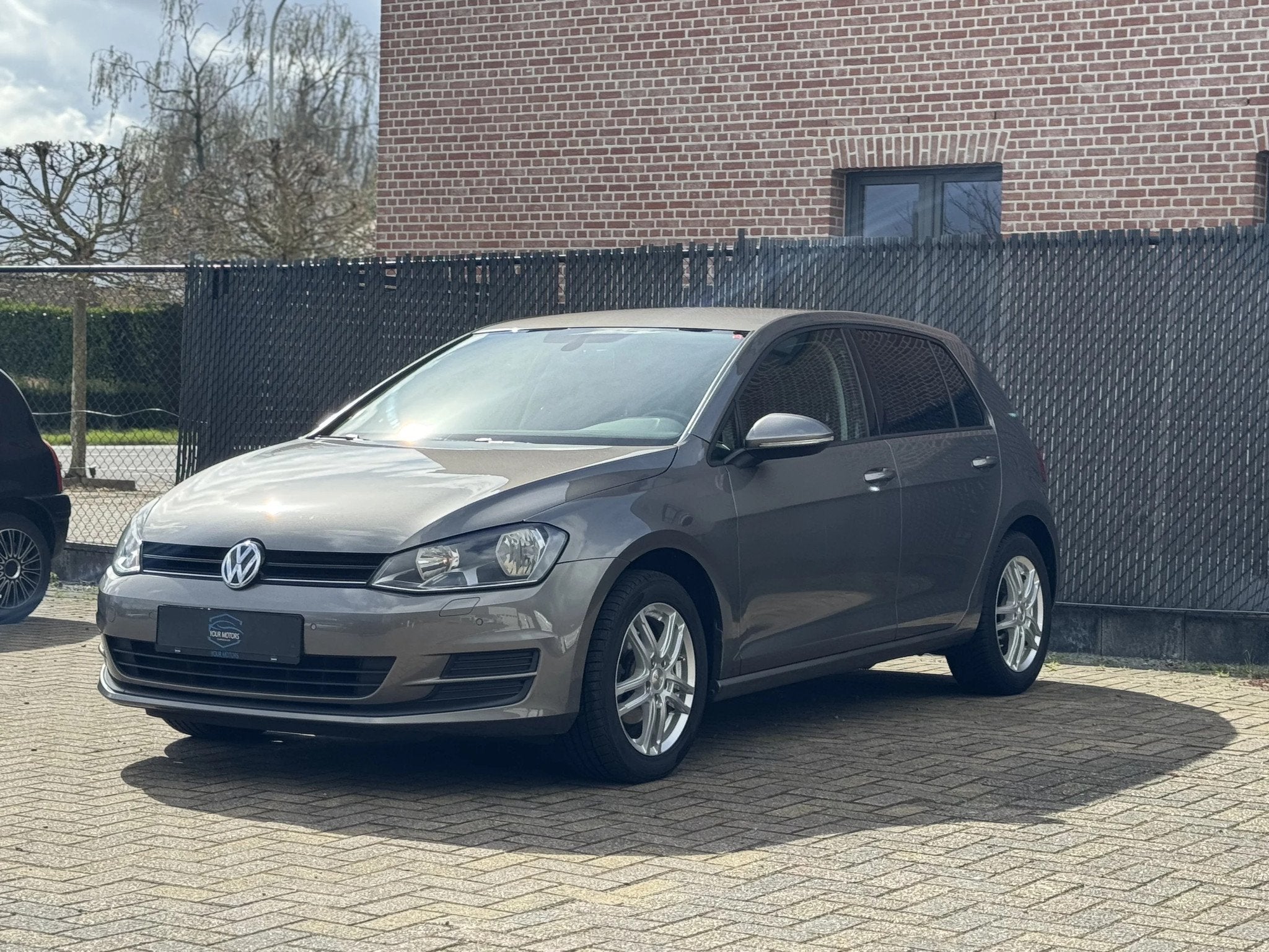 Volkswagen Golf TRENDLINE BLUEMOTION TECH, Auto's, Automaat, Stof, Gebruikt, Euro 6