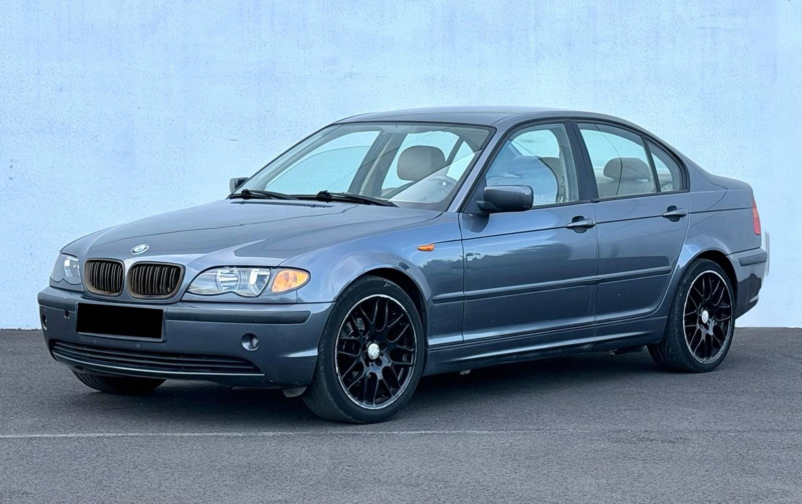 BMW 316i 2002 178 000 KM E46 ESSENCE EU4 en parfait état, Autos, Cuir, Argent ou Gris, Achat, Beige
