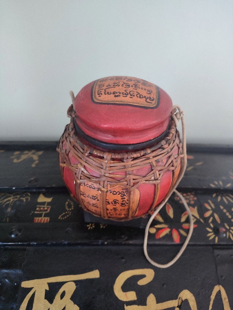 Birma. Traditionele handgemaakte rijstpot, jaren 50, Antiek en Kunst, Hout, 17 cm, Doos, Ophalen of Verzenden