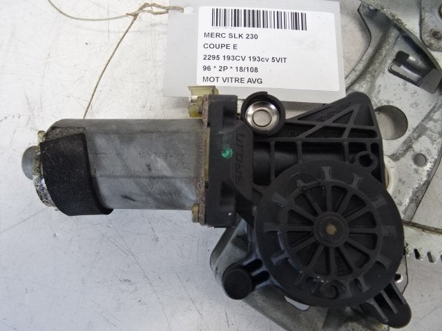 MOTOR RAAMMECHANIEK LINKS VOOR SLK (R170) (0130821671), Gebruikt, Voor, Mercedes-Benz