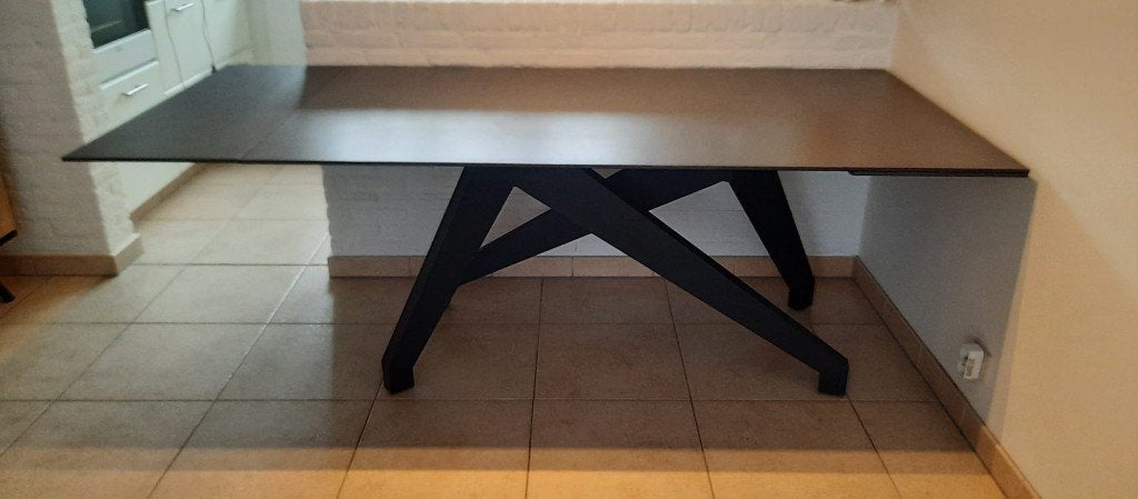 verlengbare tafel ENZO(Xooon) glas top lava antraciet, Huis en Inrichting, Ophalen, Modern, industrieel, 200 cm of meer, 50 tot 100 cm