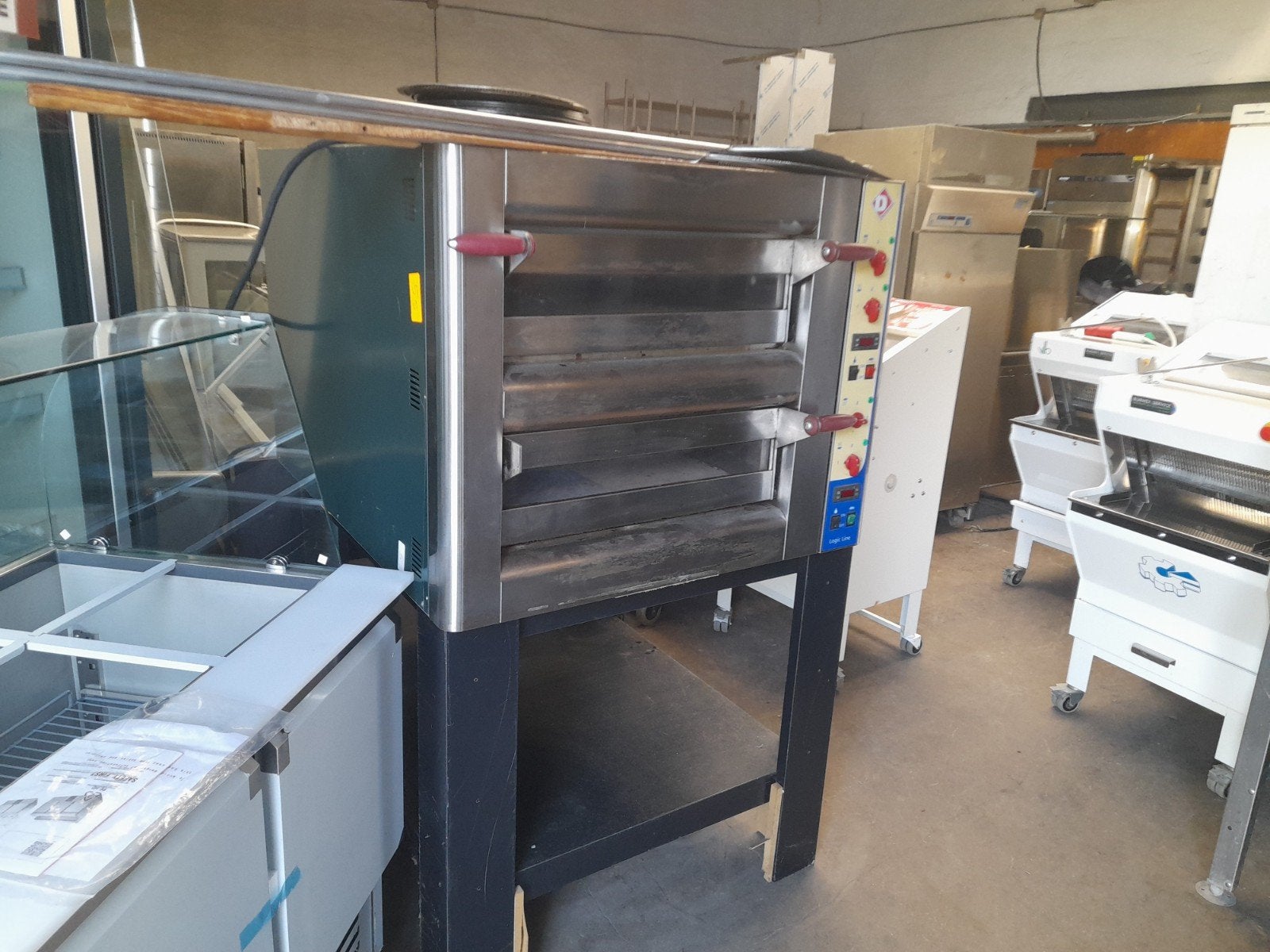 pizza oven/oven 380v/horeca materiaal, Zakelijke goederen, Ophalen