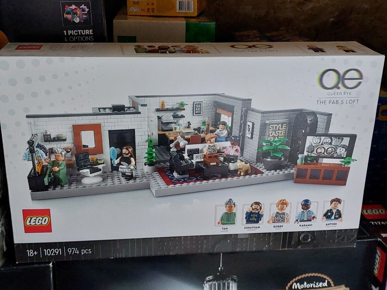 lego 10291 Queer Eye – The Fab 5 Loft NIEUW, Lego, Nieuw, Ophalen of Verzenden, Inclusief accessoires