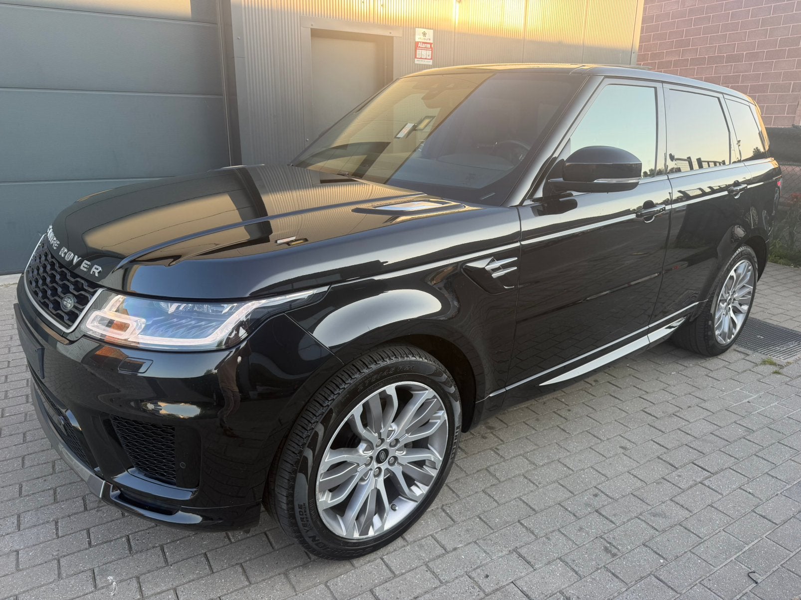 RANGE ROVER SPORT 3.0 SDV6 BJ2019 PANO LEER NAVI EURO6D FULL, Automaat, Testrit aan huis, Zwart, Leder