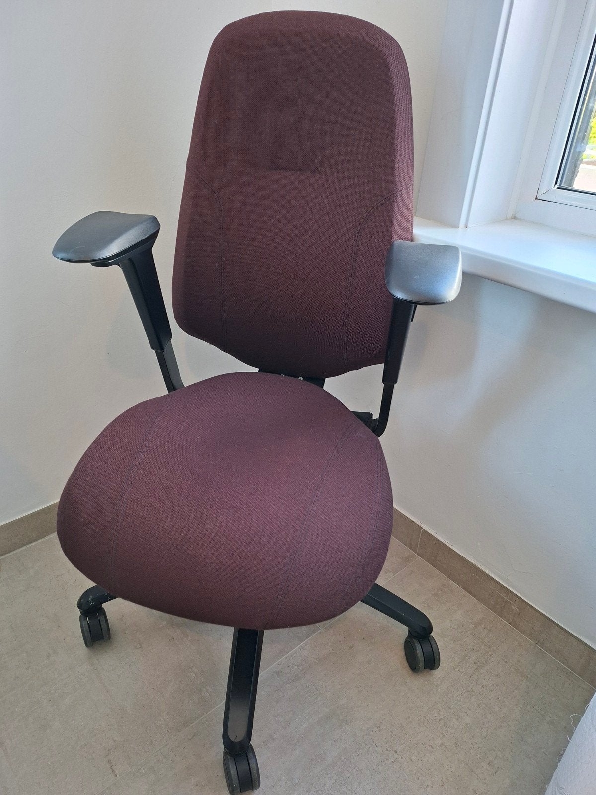 Ergonomische bureaustoel, verstelbaar op alle plaatsen, Ophalen, Overige kleuren, Zo goed als nieuw, Bureaustoel