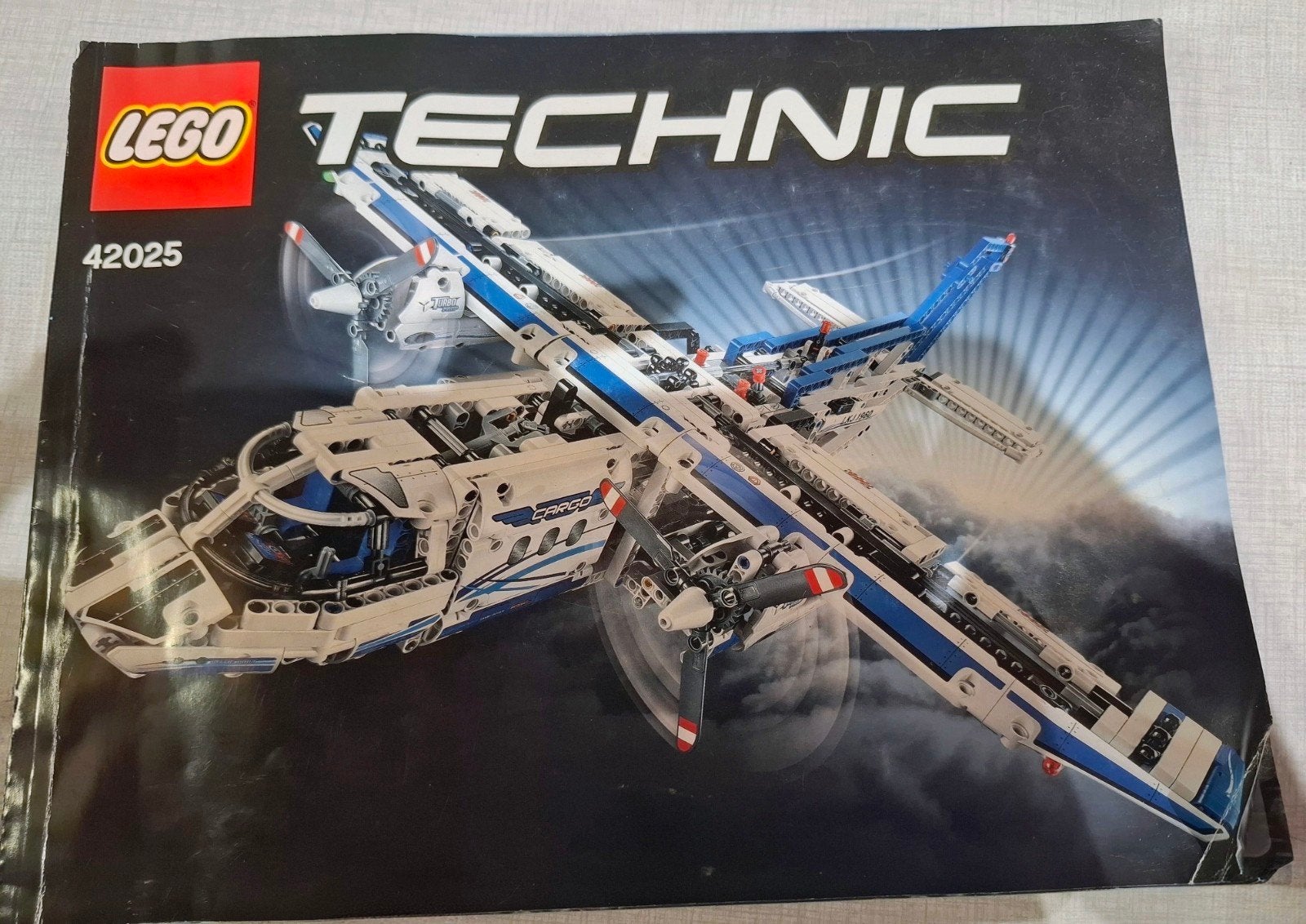 LEGO - TECHNIC - 42025 - VRACHTVLIEGTUIG, Ophalen, Lego, Zo goed als nieuw, Complete set