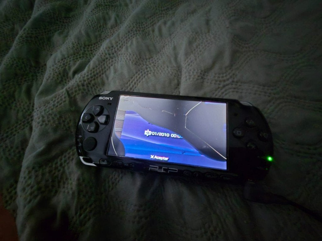 PSP-3000, Games en Spelcomputers, Spelcomputers | Sony PSP, Ophalen of Verzenden, Gebruikt, Met games, PSP 3000