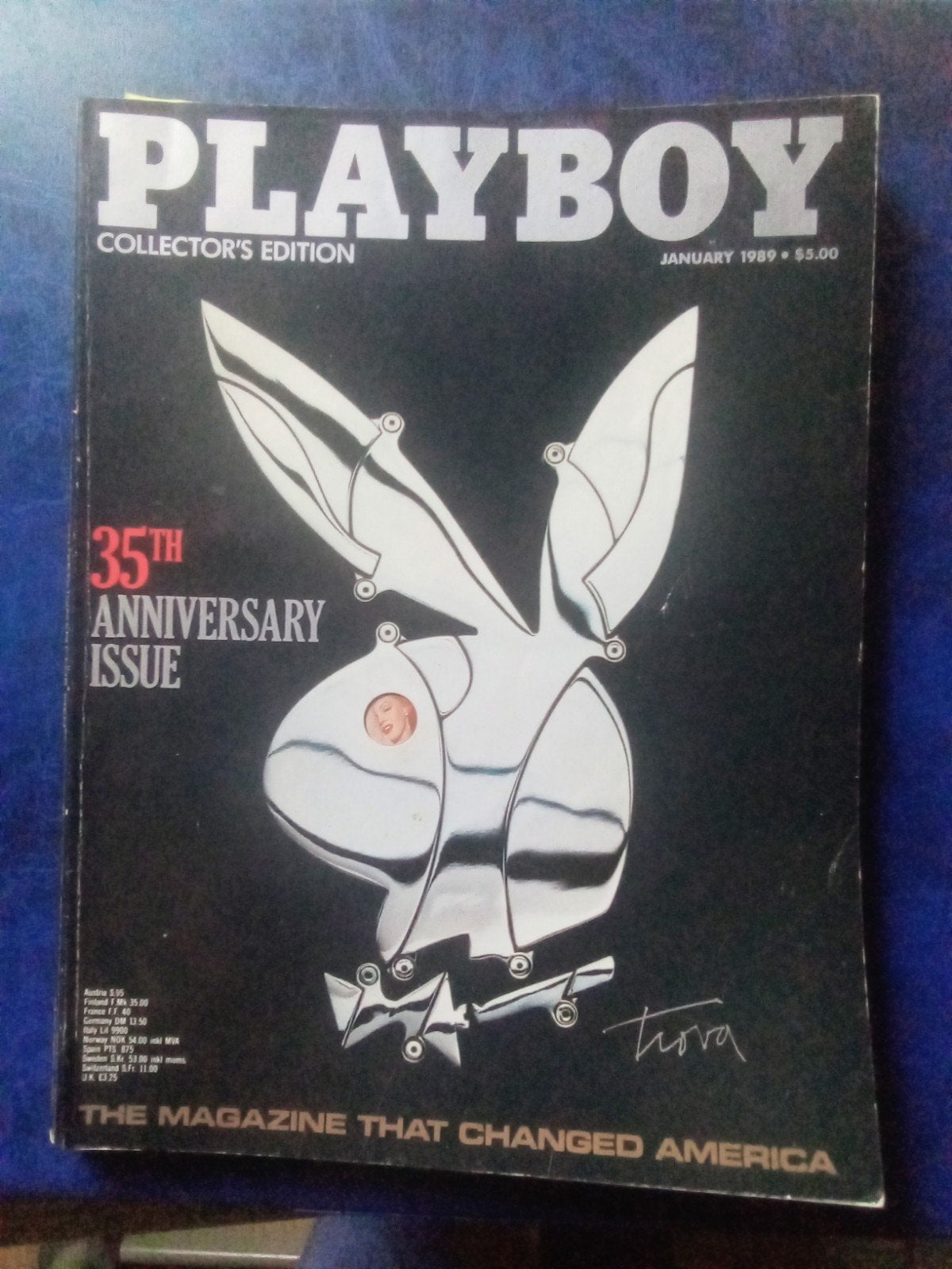 Playboy (numéro du 35e anniversaire), Livres, Enlèvement ou Envoi