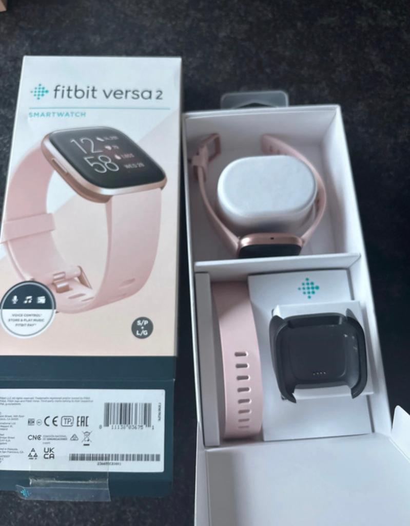 Fitbit versa 2, Handtassen en Accessoires, Smartwatches, Ophalen of Verzenden, Gebruikt