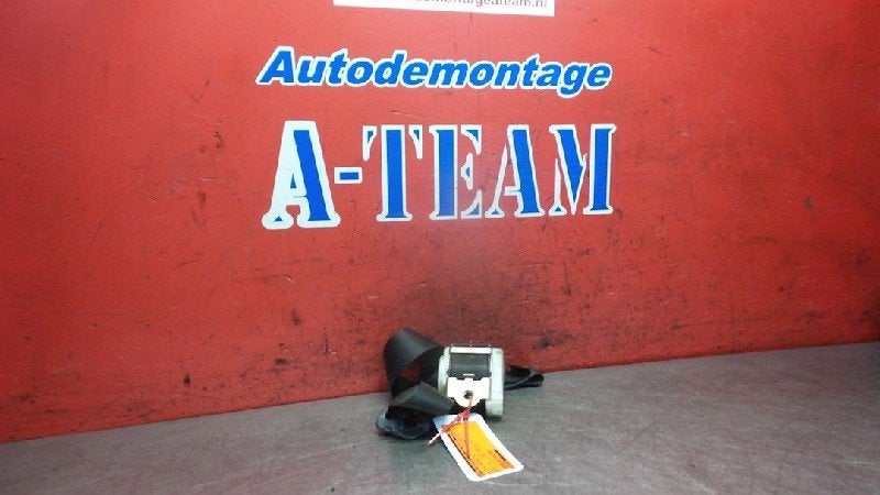 CEINTURE DE SECURITE ARRIERE DROITE Corsa B (73 / 78 / 79), Utilisé, Opel