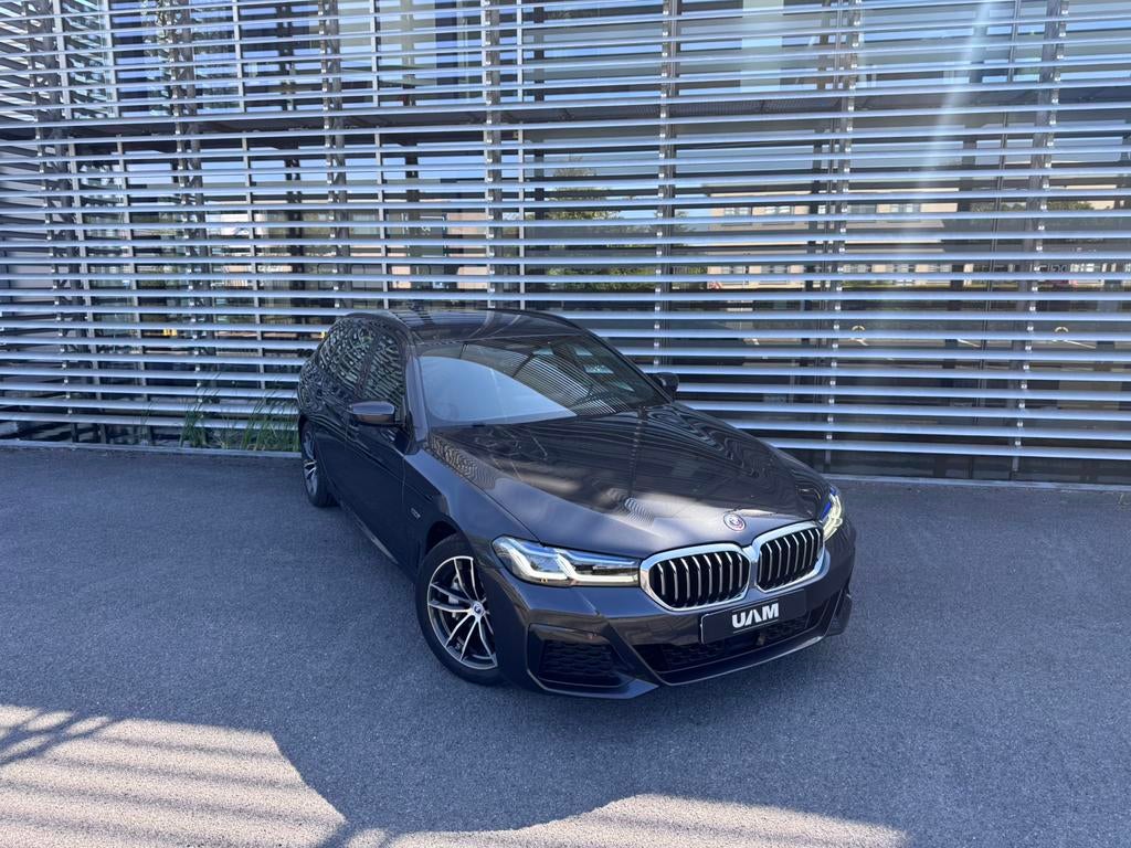 BMW 530e - M pakket - laser - BTW aftrekbaar, Auto's, Automaat, Achterwielaandrijving, Zwart, Leder