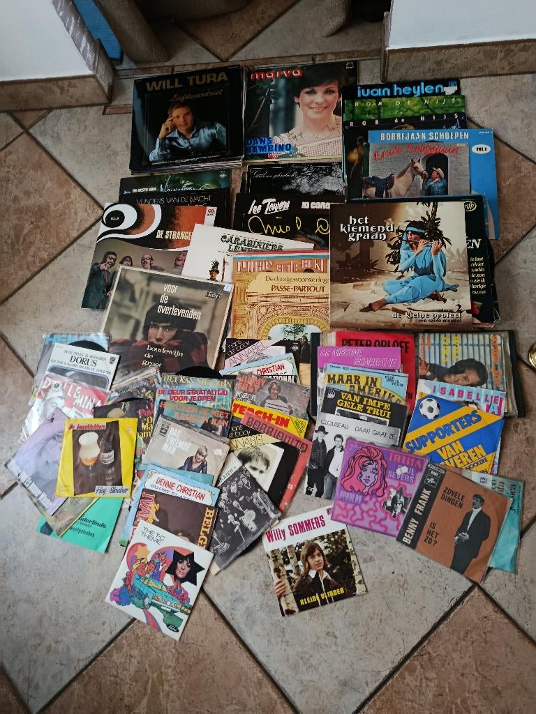 Set van 92 vinylplaten in het Nederlands, Gebruikt, Overige genres, 1980 - 1989, Ophalen of Verzenden