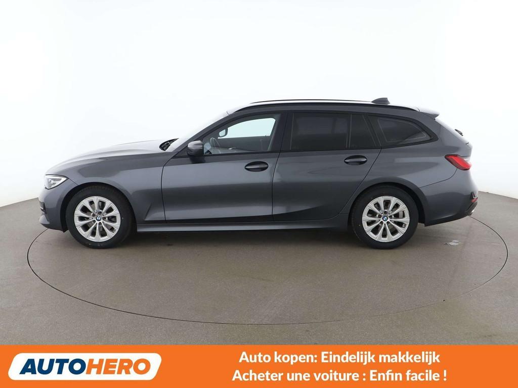 BMW 3 Serie 320 320d Mild-Hybrid xDrive Advantage, Autos, BMW, Argent ou Gris, Achat, Euro 6, Noir