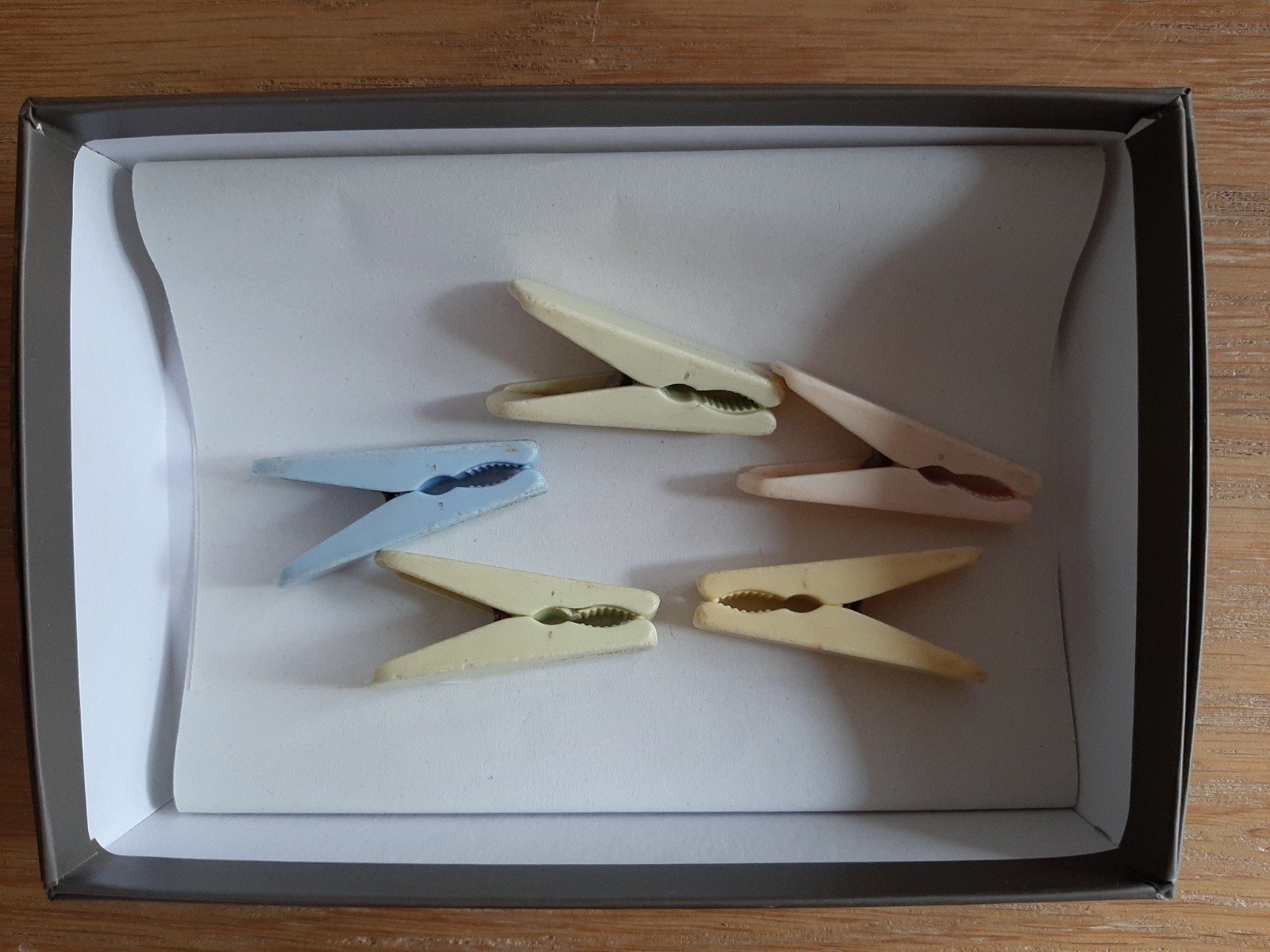 Retro wasknijpers van grootouders - 80 jaar oud, Enlèvement