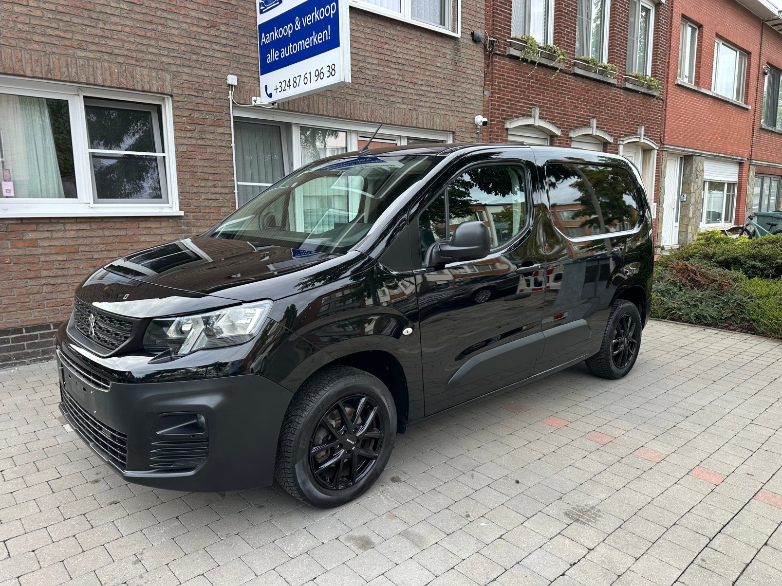 Peugeot Partner 1.5Blue Hdi! Topstaat*Airco* Navi*Garantie!, Autos, Essai à domicile, Achat, https://public.car-pass.be/vhr/d6c9b611-47ce-4732-96c6-582a76c3ad8c