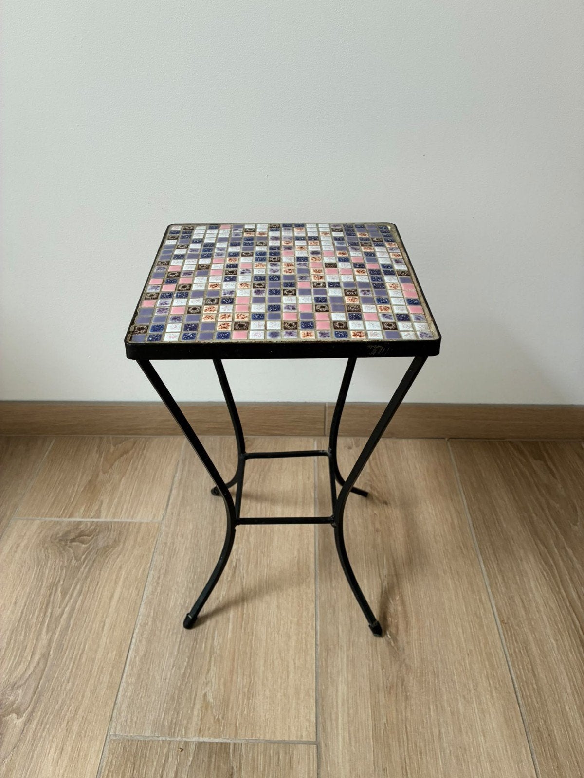 Table d'appoint, Enlèvement