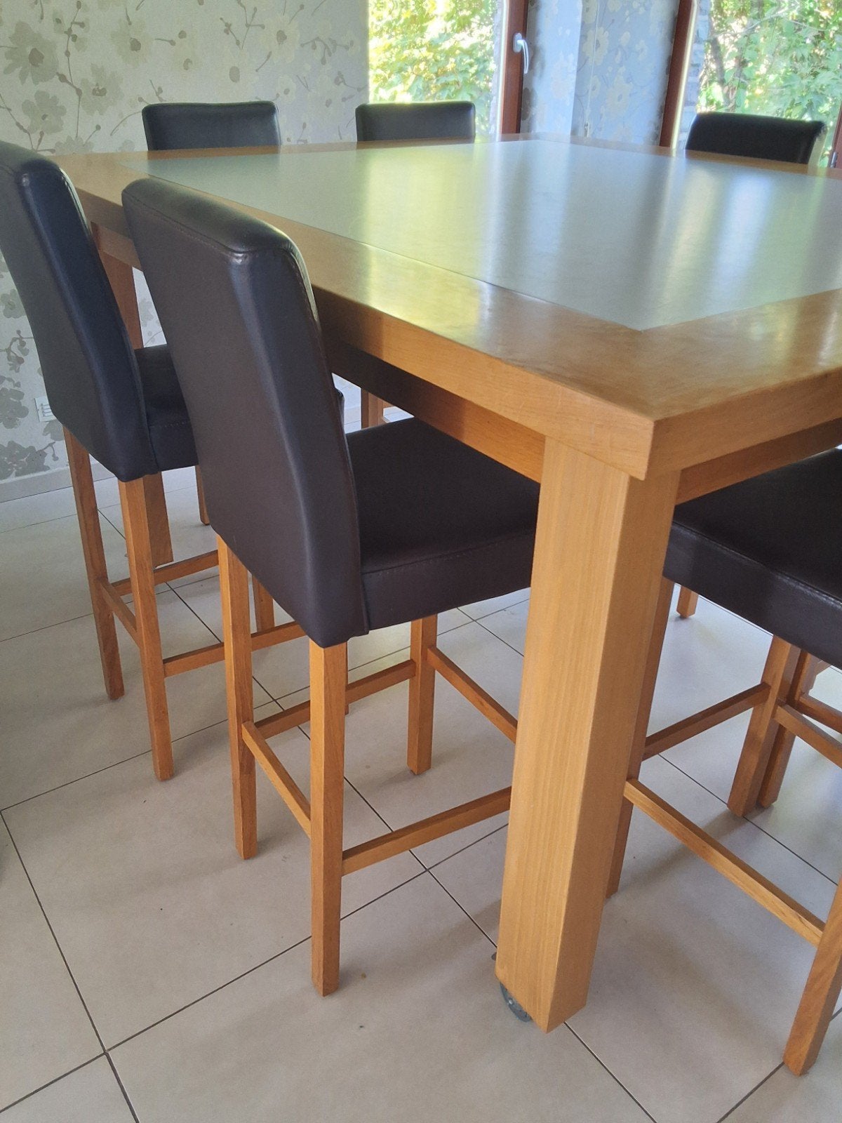 Magnifique ensemble table haute avec 8 chaises hautes assort, Enlèvement, Comme neuf, Moderne, 8 chaises ou plus
