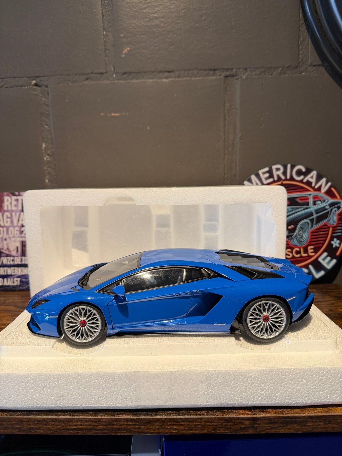 AutoArt Lamborghini Aventador S, Hobby en Vrije tijd, Modelauto's | 1:18, Ophalen, Zo goed als nieuw, Autoart