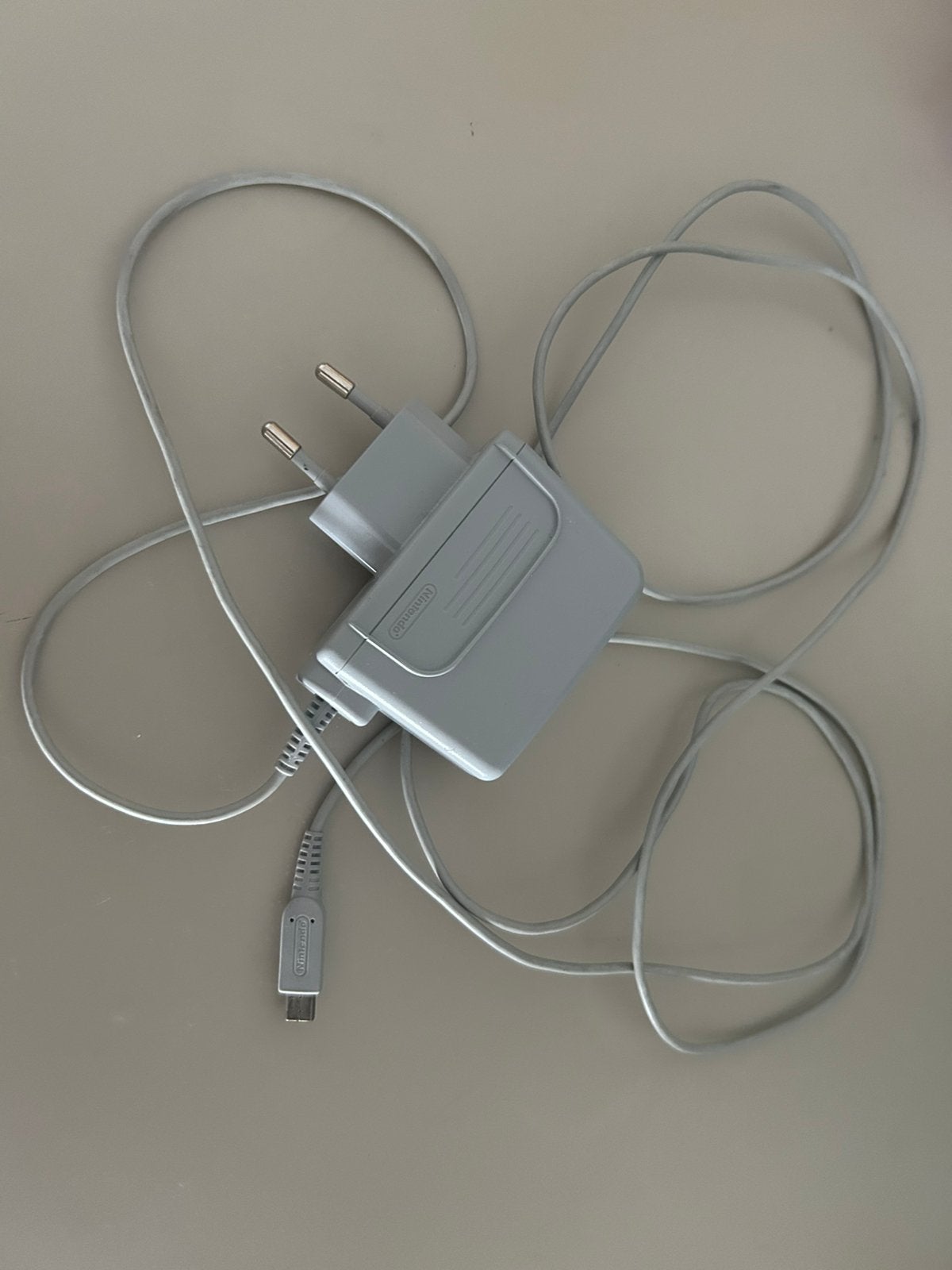 Nintendo 3ds xl oplader, Ophalen, Zo goed als nieuw