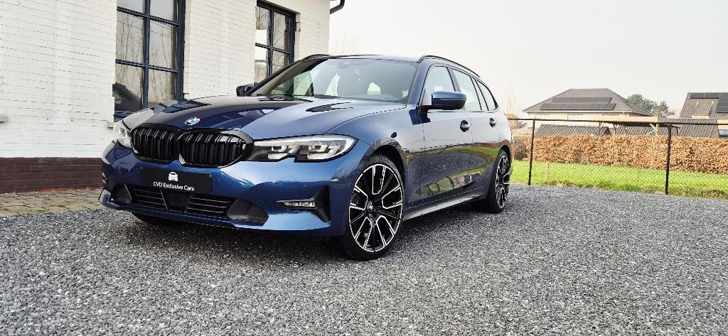 BMW 318DA Touring-LED-Carplay-Virtual-Sportzetels-Camera, Auto's, Achterwielaandrijving, 1995 cc, 4 cilinders, Leder