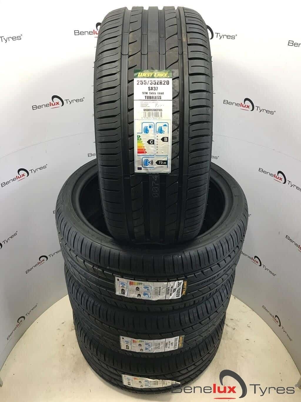 NIEUW 255/35ZR20 255/35R20 255/35 ZR20 R20 255/35/20 2553520, Neuf, 255 mm, -, Véhicule de tourisme