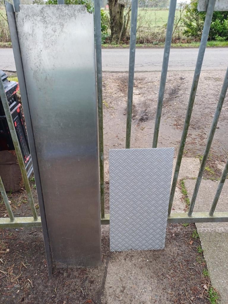 Traanplaat, Enlèvement ou Envoi