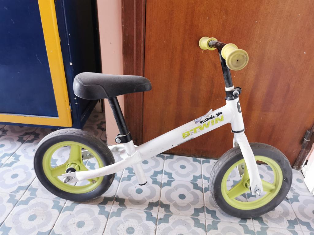 Draisienne BTWIN, Enlèvement, Utilisé, Vélo d'équilibre