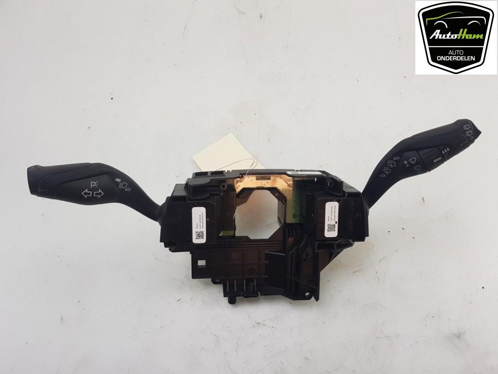 COMBINE COMMODO Ford Focus 3 Wagon (01-2010/02-2020), Utilisé, Ford