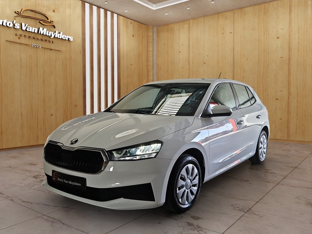 Skoda Fabia 2022 40000 km essence 12 mois de garantie, Autos, Achat, Entreprise, Boîte manuelle, 5 portes