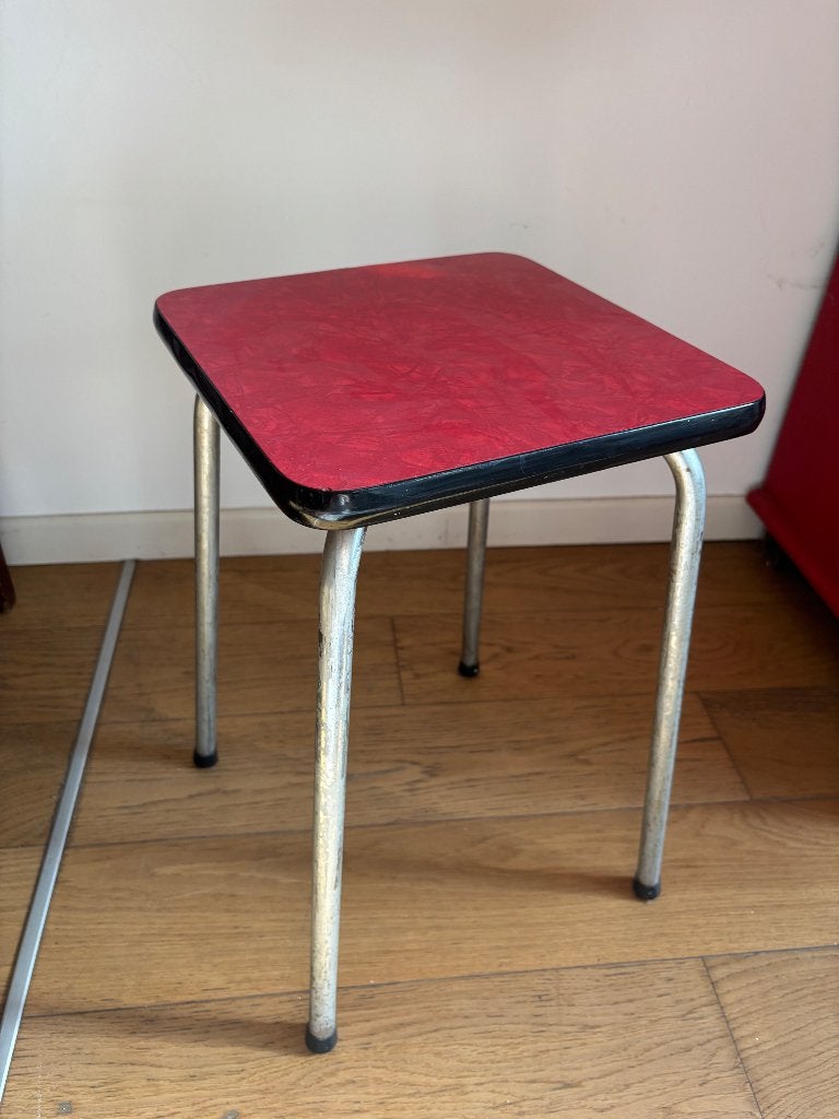 Tabouret rouge formica, Enlèvement, Comme neuf, Matériaux autres