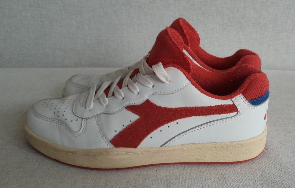 Diadora leren sneakers laag - Rood/wit - Maat 42, Wit, Ophalen of Verzenden, Zo goed als nieuw, Sneakers