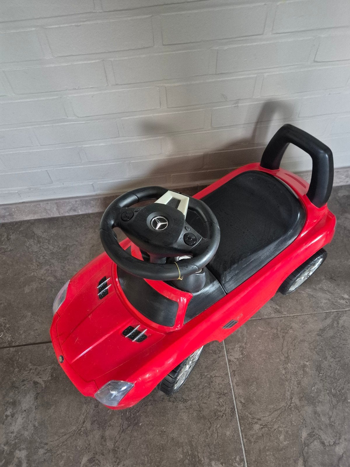 Loopauto, Zo goed als nieuw