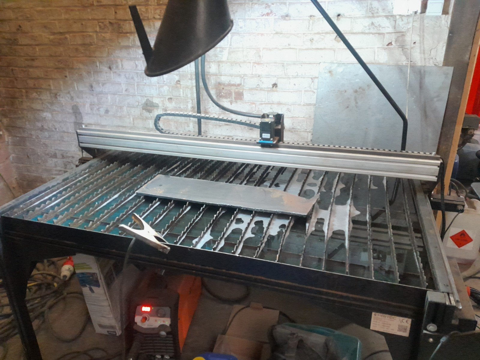 CNC Plasmatafel Pritec Acros 150 incl. bron, Ophalen, Gebruikt