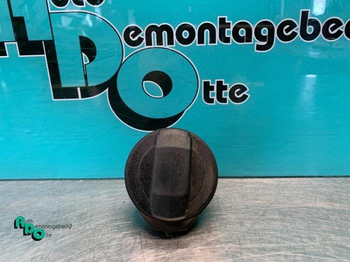 Tankdop van een Seat Leon (Leon 00-) (LB5N), Gebruikt, -, -, Ophalen of Verzenden