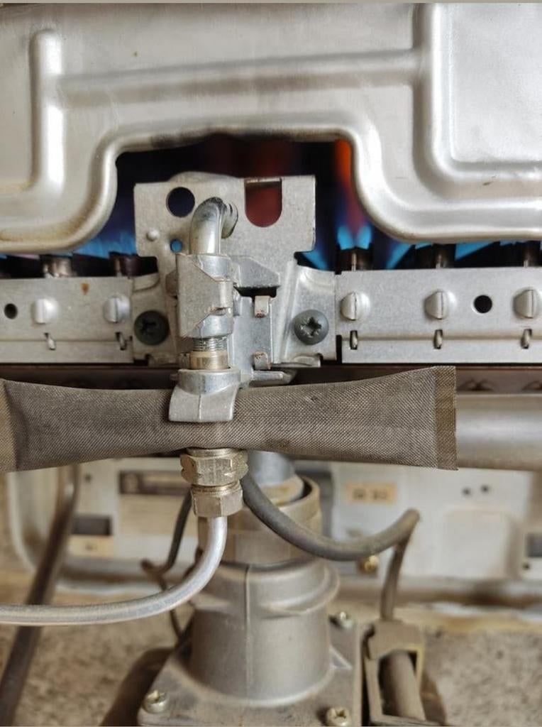 AV chauffe eau, boiler vaillant Nickel., Enlèvement
