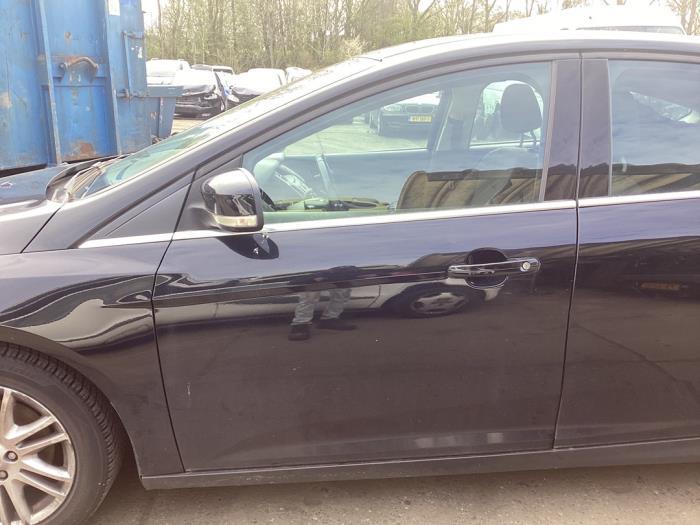 Portier 4Deurs links-voor van een Ford Focus (FB), Gebruikt, -, Deur, -