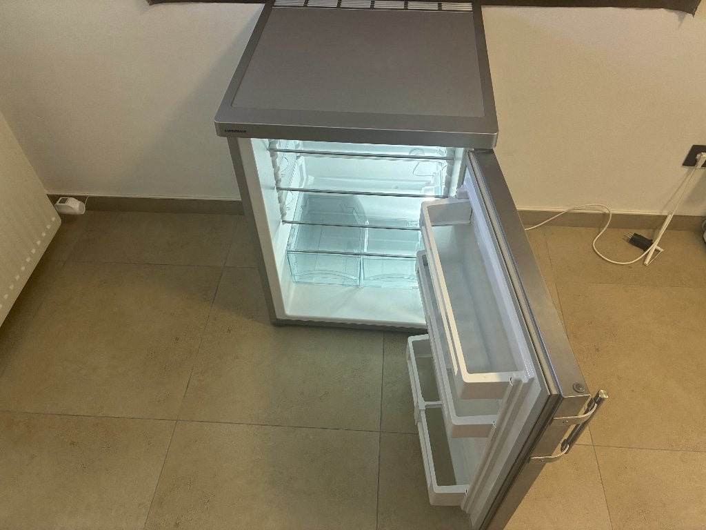 Liebherr TPesf 1710 Comfort tafelmodel koelkast inox, 145 l, Elektronische apparatuur, Zonder vriesvak, 100 tot 150 liter, Zo goed als nieuw