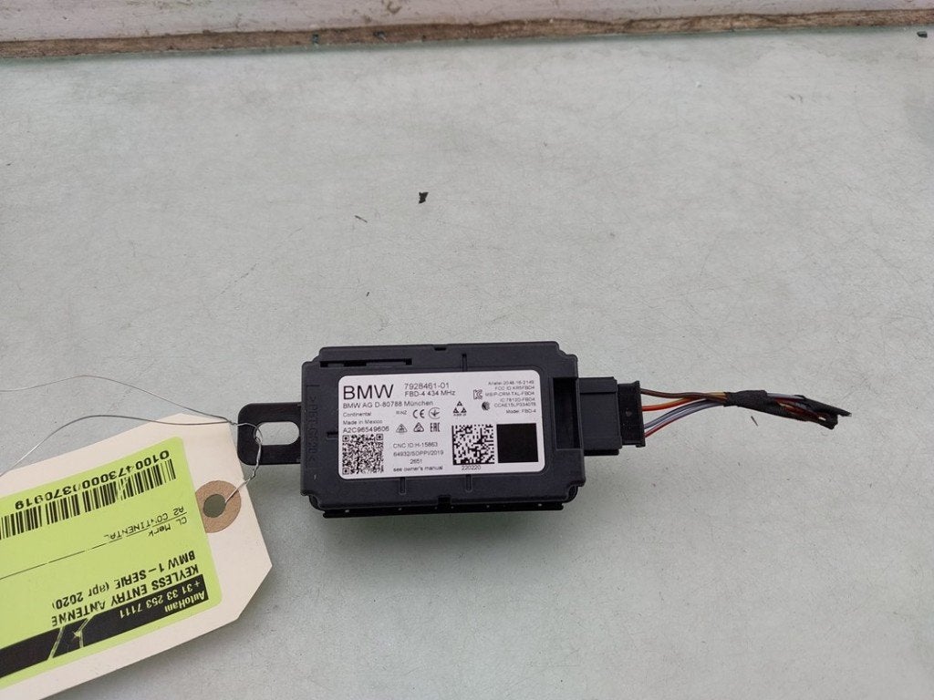 ANTENNE D'ACCÈS SANS CLÉ BMW 1 serie (F40) (01-2019/-), Utilisé, BMW, Continental AG, Continental-Plaza 1
30175  Hannover, DE