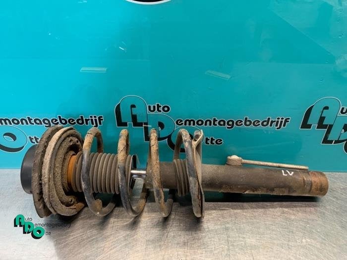 Schokdemperpoot links-voor van een Peugeot 206 (206 98-), Gebruikt, -, -, Ophalen of Verzenden