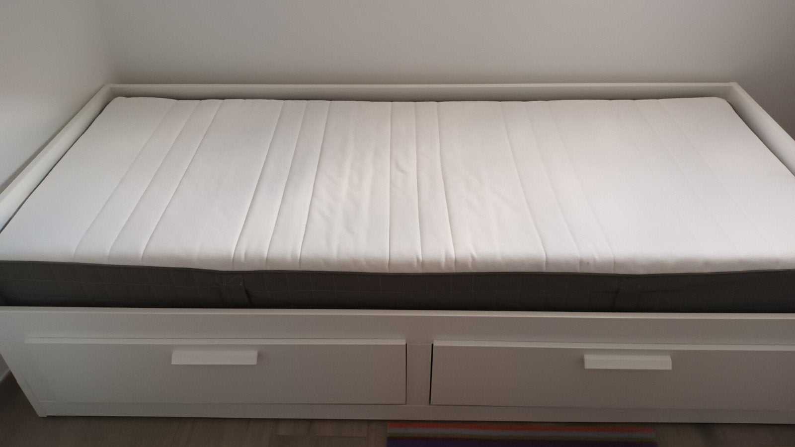 Eenpersoonsbed/ zitbank, Huis en Inrichting, Slaapkamer | Bedden, Ophalen, Eenpersoons
