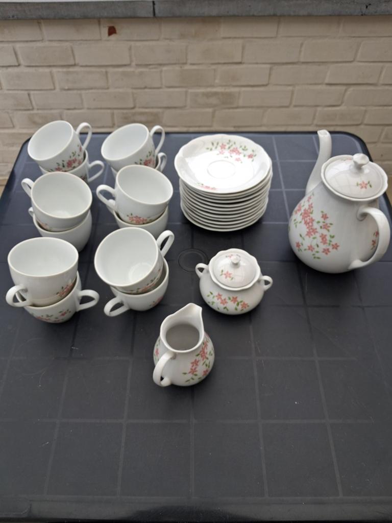 Koffie set, Ophalen